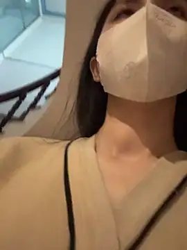 bi_biii's sex show image