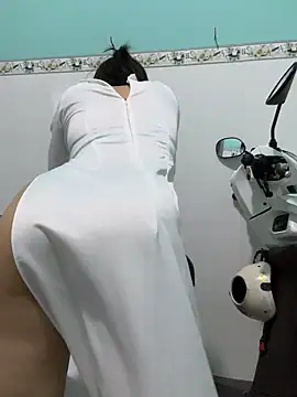 Nana-19's sex show image