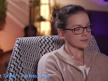 Изображение секс-шоу модели tiffanyriox Изображение секс-шоу модели tiffanyriox