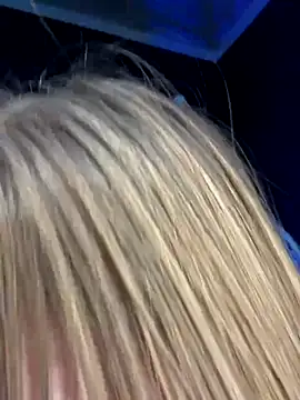 Изображение секс-шоу модели MilaMoone