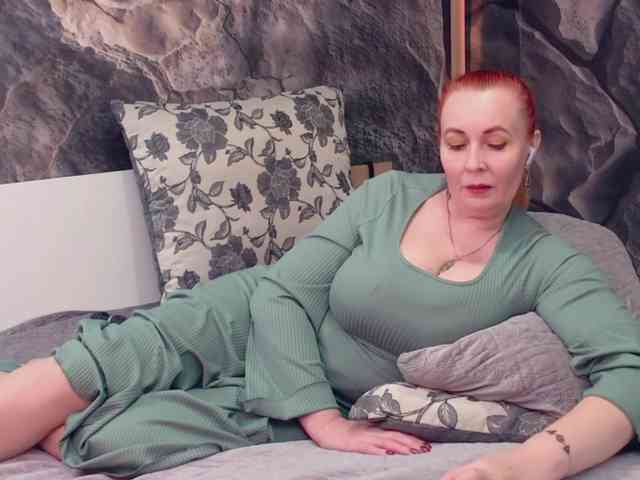 IvettaShine's sex show image IvettaShine's sex show image