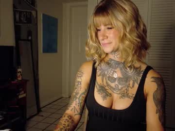 tattooed_natalia's sex show image