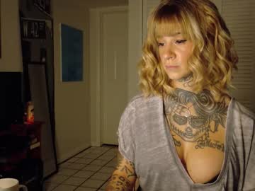 tattooed_natalia's sex show image