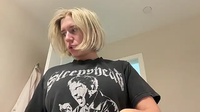 Изображение секс-шоу модели xoxoxjenn