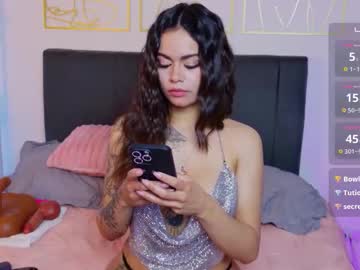 Изображение секс-шоу модели summer_holiday Изображение секс-шоу модели summer_holiday