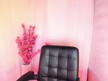 Изображение секс-шоу модели asianbabe_elvira