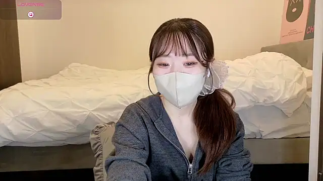 yura_ra_ra's sex show image