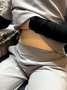 Изображение секс-шоу модели Bee_bee1