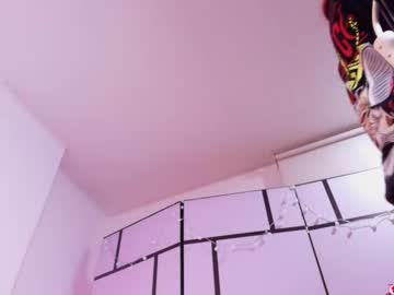 Изображение секс-шоу модели black_cryystal