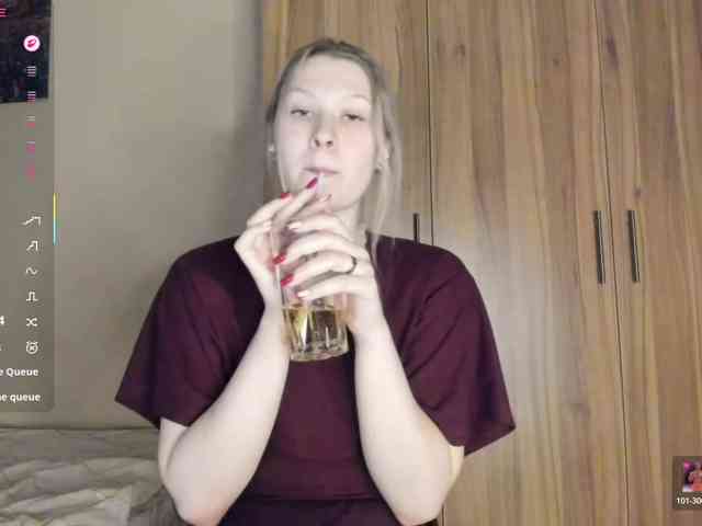 SkyeDavis's sex show image