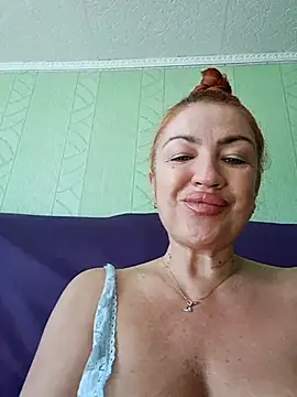KiraXTender's sex show image