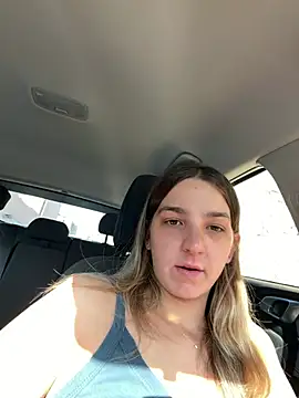 DoriDelux66's sex show image