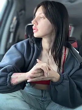 JulliaVegas's sex show image