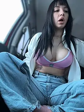 JulliaVegas's sex show image