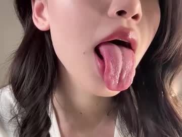 Изображение секс-шоу модели yourlittlesunrise_