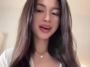 Изображение секс-шоу модели yourlittlesunrise_