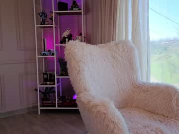 Изображение секс-шоу модели ellaxxxstar