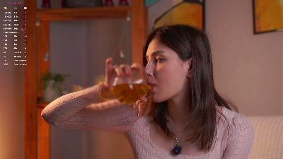 Изображение секс-шоу модели HallieBulfer