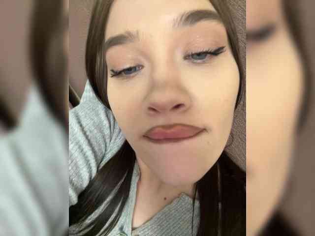 Изображение секс-шоу модели Glossmixdoll