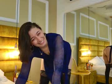 Изображение секс-шоу модели adarussell