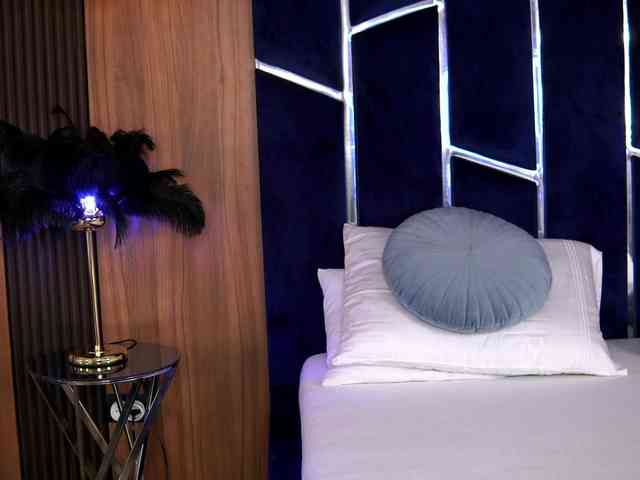 TaliaLure's sex show image