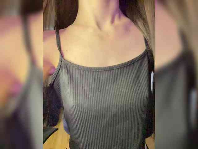 XyLiGANOCHKAA's sex show image