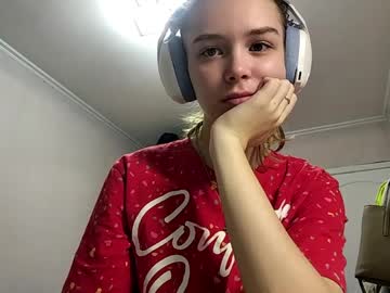 lateshastarnaud's sex show image