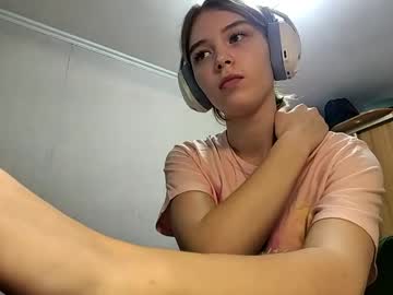 lateshastarnaud's sex show image