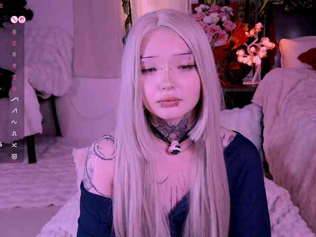 Leinbone's sex show image