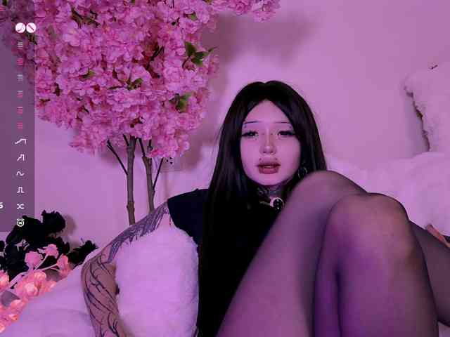 Leinbone's sex show image