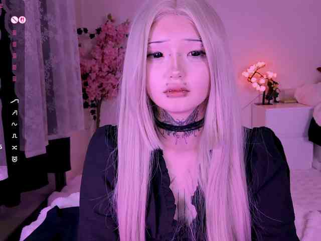 Leinbone's sex show image