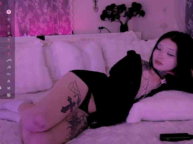 Изображение секс-шоу модели Leinbone