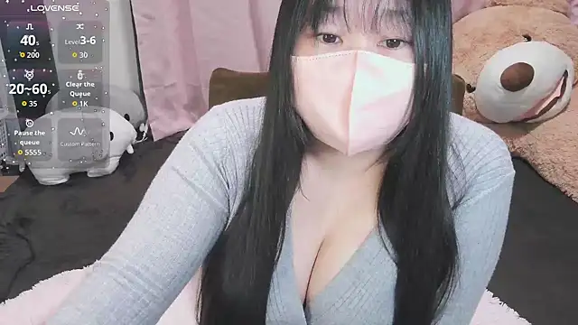 Изображение секс-шоу модели yuinyan3150