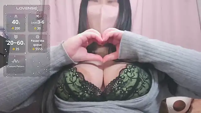 Изображение секс-шоу модели yuinyan3150