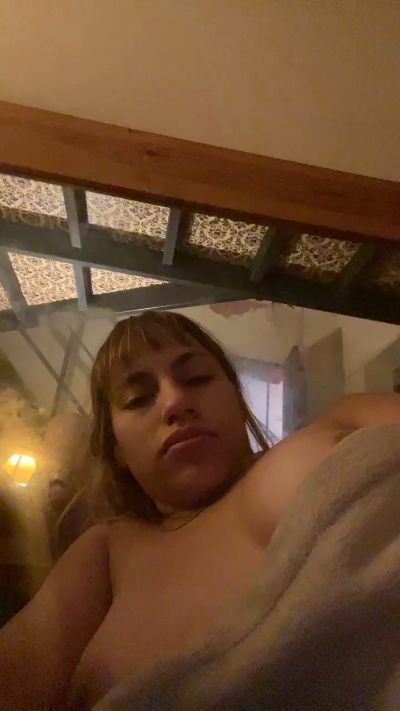saraangelafern1's sex show image