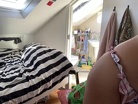xxxYUKARIxxx's sex show image