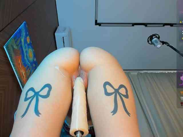 maakimo's sex show image