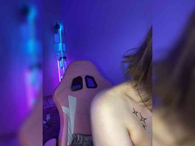ShanelManro's sex show image