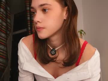 t_tragedienne's sex show image