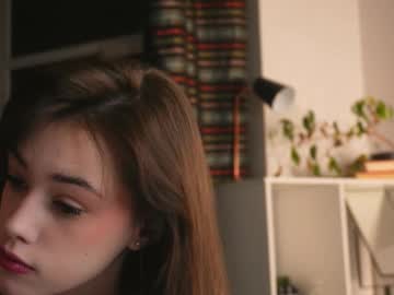 t_tragedienne's sex show image