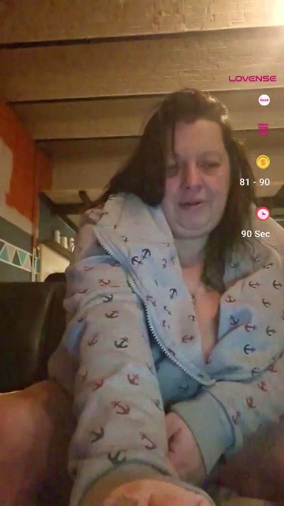 Изображение секс-шоу модели chattehumide2