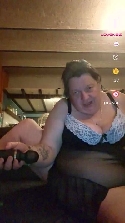 Изображение секс-шоу модели chattehumide2