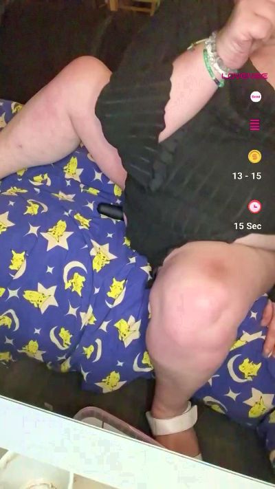 Изображение секс-шоу модели chattehumide2