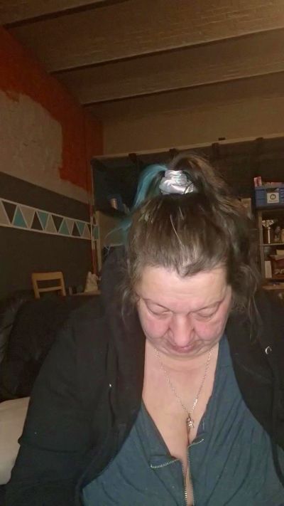 Изображение секс-шоу модели chattehumide2