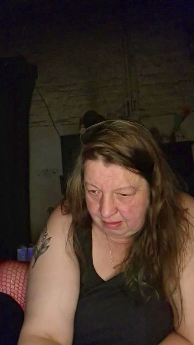 chattehumide2's sex show image