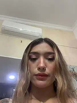 Изображение секс-шоу модели Arianavillada