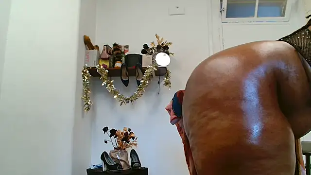 Изображение секс-шоу модели xTALLSEXYBUMx Изображение секс-шоу модели xTALLSEXYBUMx