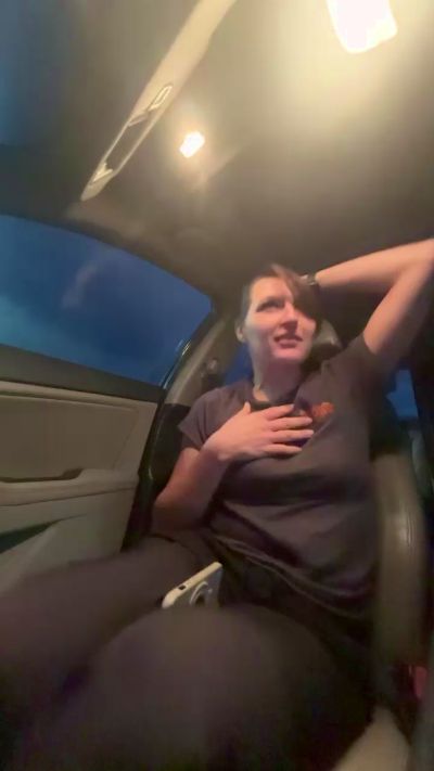 BananaPeelGirl's sex show image