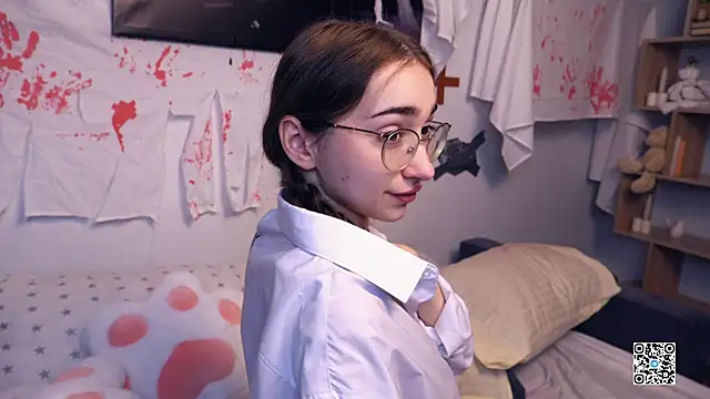 PollyBeev's sex show image