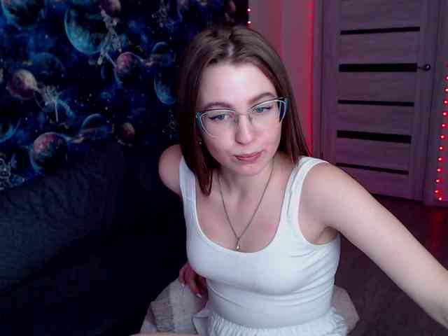 AmeliaCassel's sex show image AmeliaCassel's sex show image